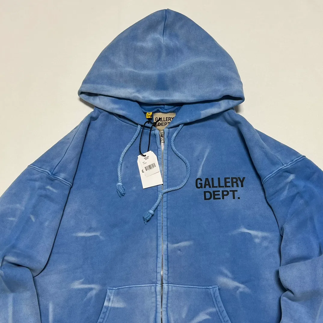 GALLERY DEPT. SUN FADED ENGLISH LOGO ZIP UP/BLUE Sun-washed blue water ripple English zipper hoodie Washed blue S-XL Ready-to-wear dyeing Hand-sewn heavy-weight horsetail fading Super-heavy washing Hand-hanging holes Bones frayed and whitened Mold customization with G LOGO zipper Correct accessories!